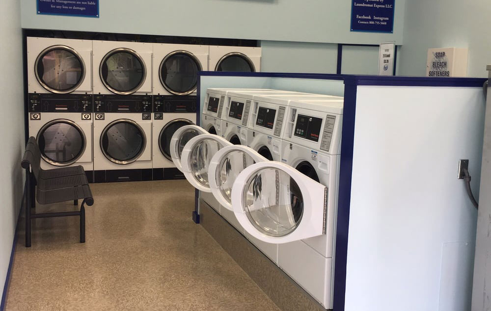 Kauai Services, Stores, and Transportation on the Royal Coconut Coast